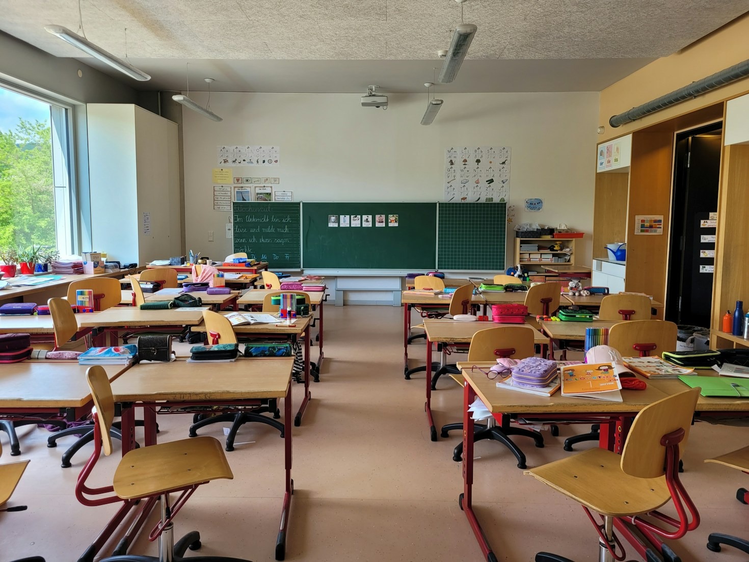 Demystifying Algorithms: Practical Tips for Secondary Students